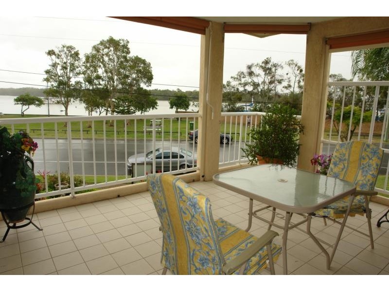 Paradise Point QLD 4216