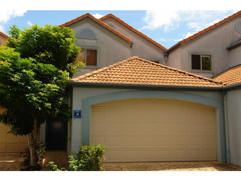 Hope Island QLD 4212