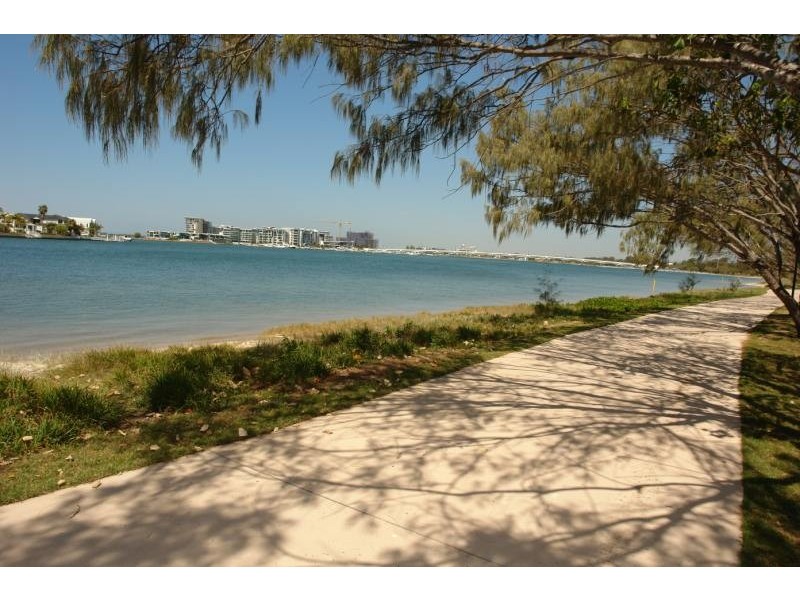 Paradise Point QLD 4216