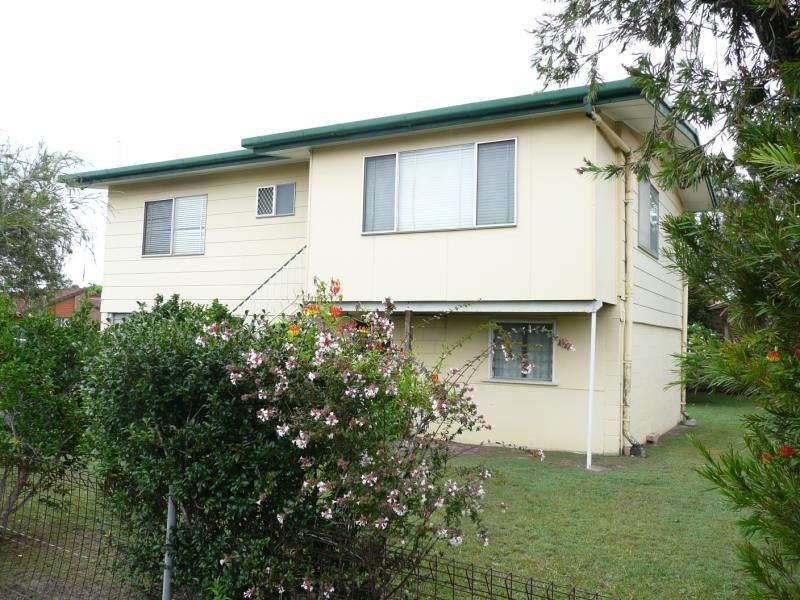 Hollywell QLD 4216