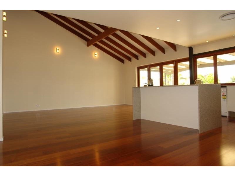 Paradise Point QLD 4216