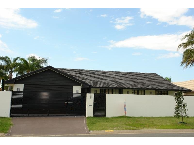 Paradise Point QLD 4216