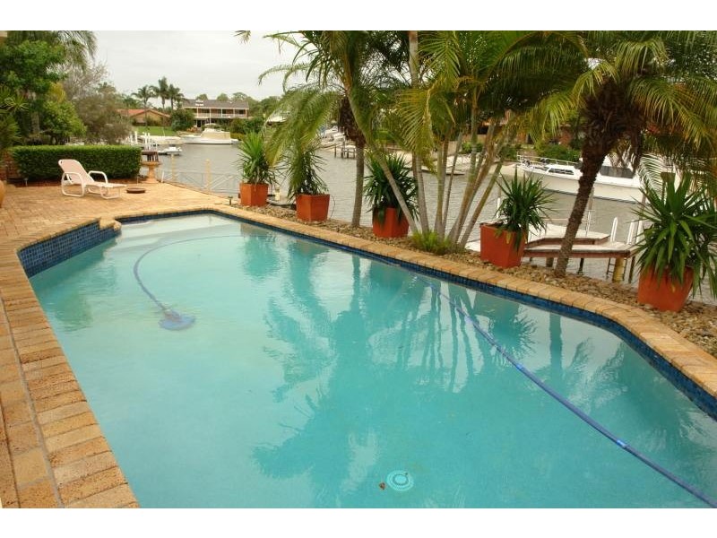Paradise Point QLD 4216