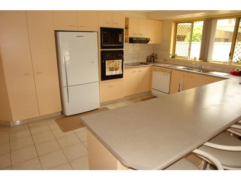 Paradise Point QLD 4216