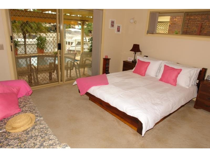 Paradise Point QLD 4216
