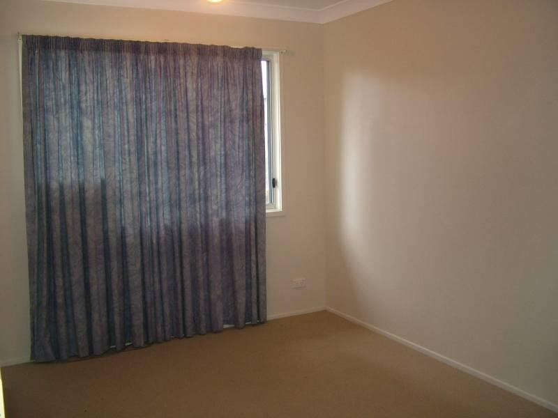 Hollywell QLD 4216