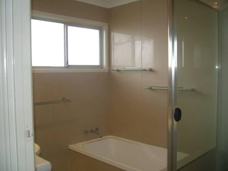 Hollywell QLD 4216