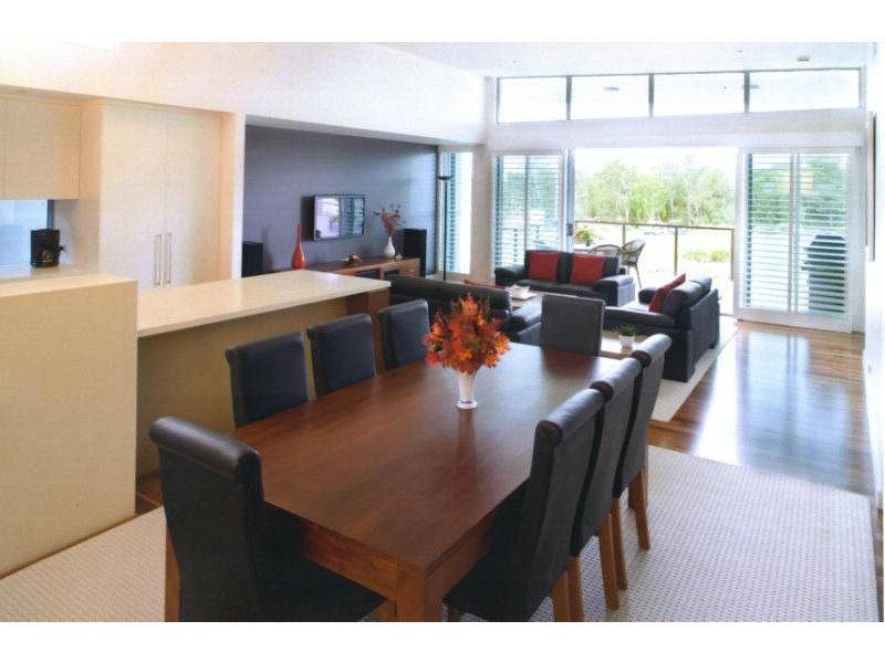 Hope Island QLD 4212