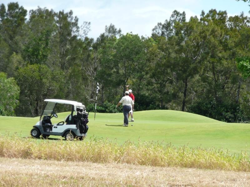 Hope Island QLD 4212