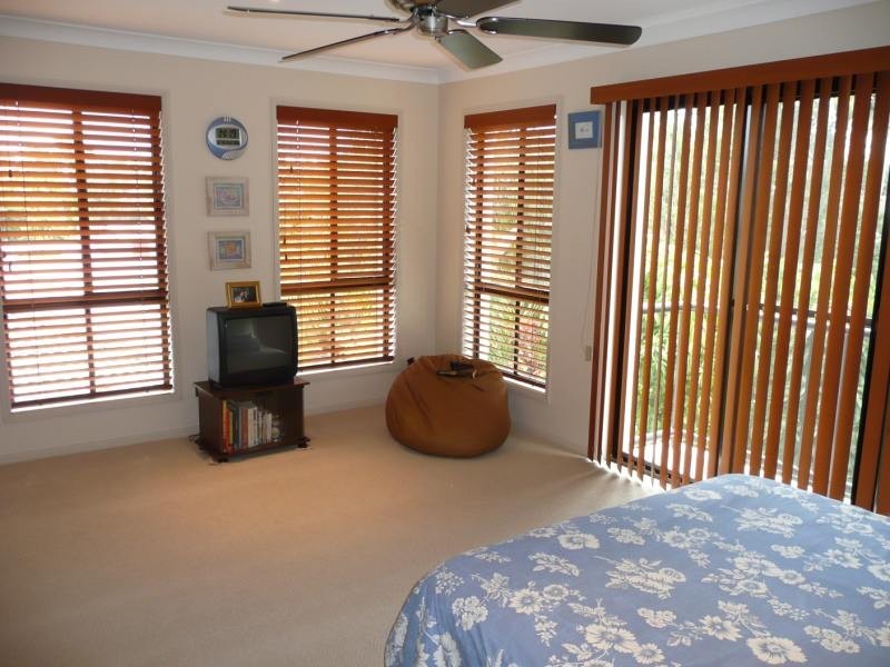 Paradise Point QLD 4216