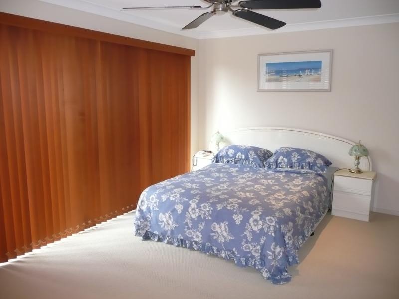 Paradise Point QLD 4216