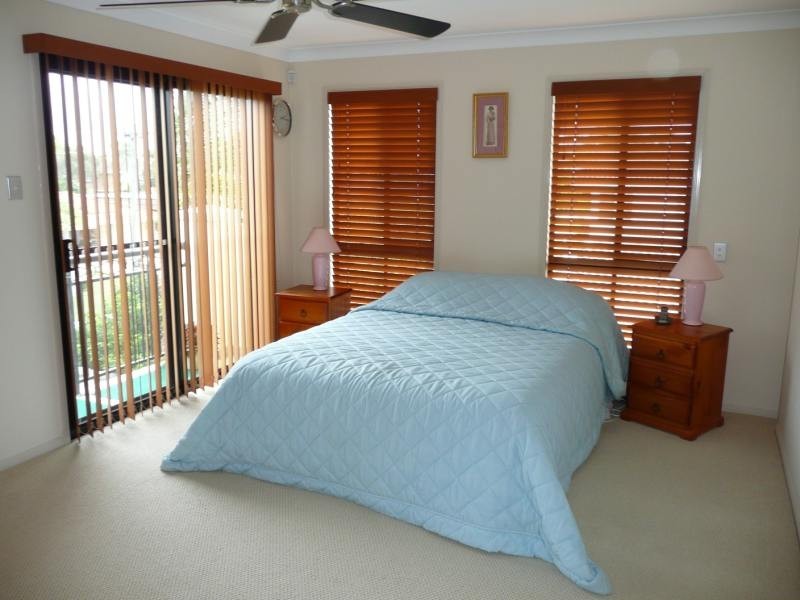 Paradise Point QLD 4216