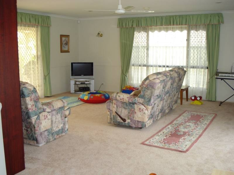 Parkwood QLD 4214