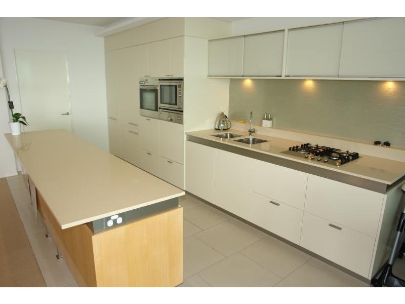 Ephraim Island QLD 4216