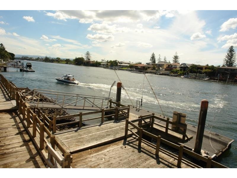 Broadbeach Waters QLD 4218