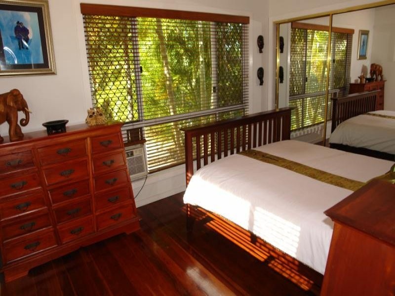 Runaway Bay QLD 4216