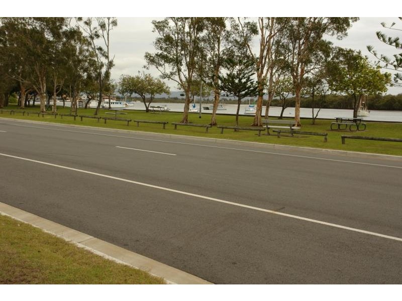 Paradise Point QLD 4216