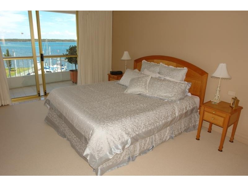 Runaway Bay QLD 4216