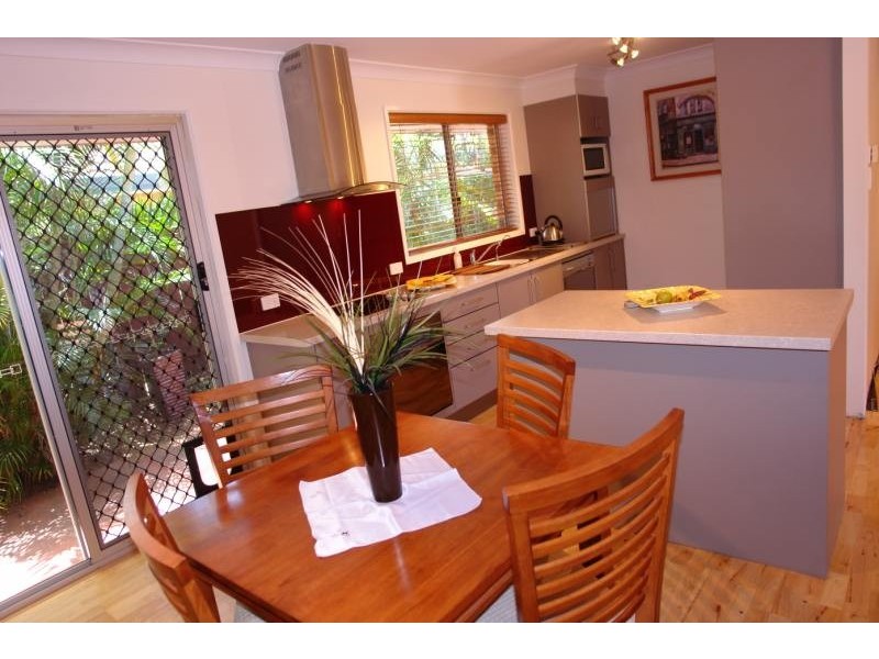 Coombabah QLD 4216