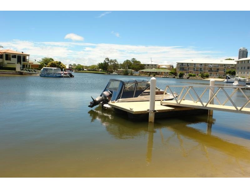 Biggera Waters QLD 4216