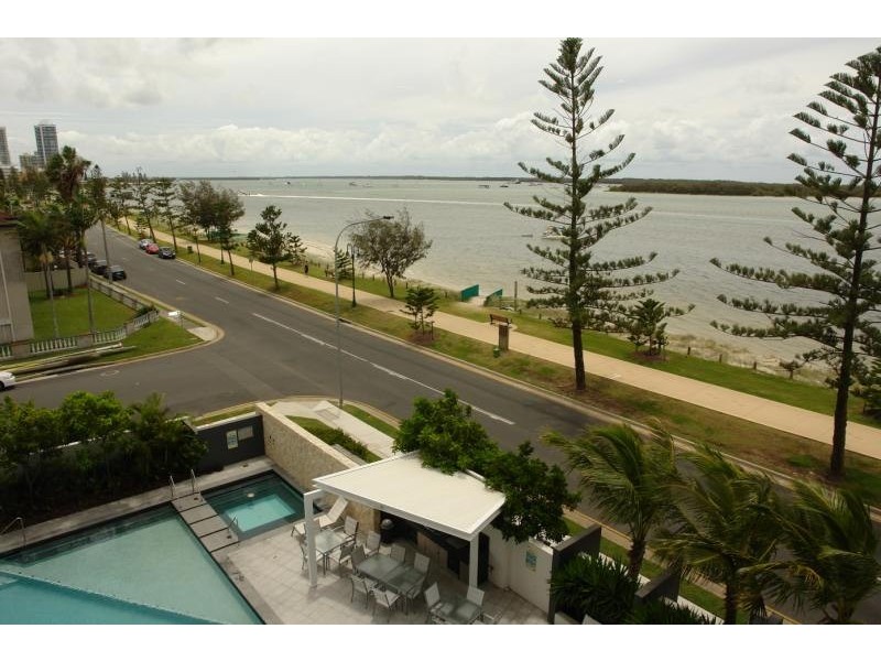Biggera Waters QLD 4216