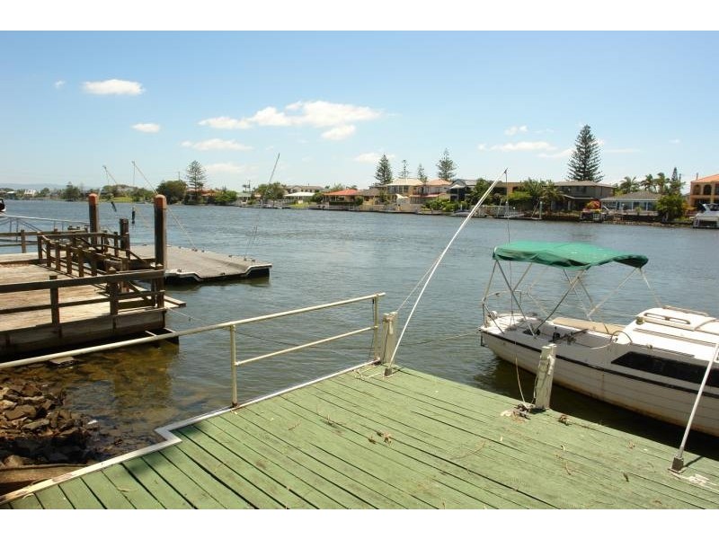 Broadbeach Waters QLD 4218