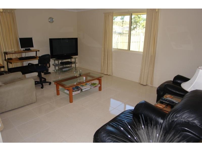 Pacific Pines QLD 4211