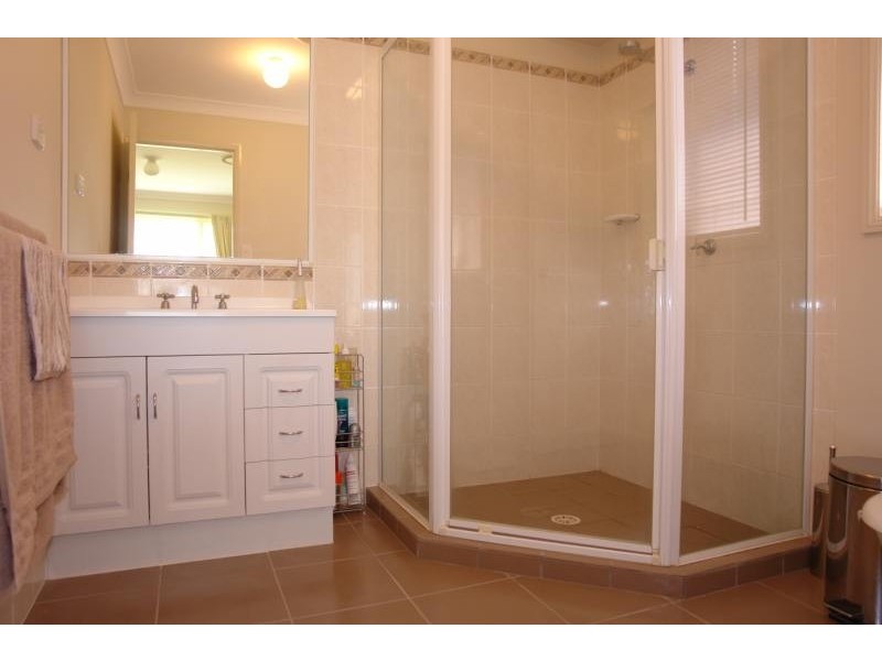 Pacific Pines QLD 4211