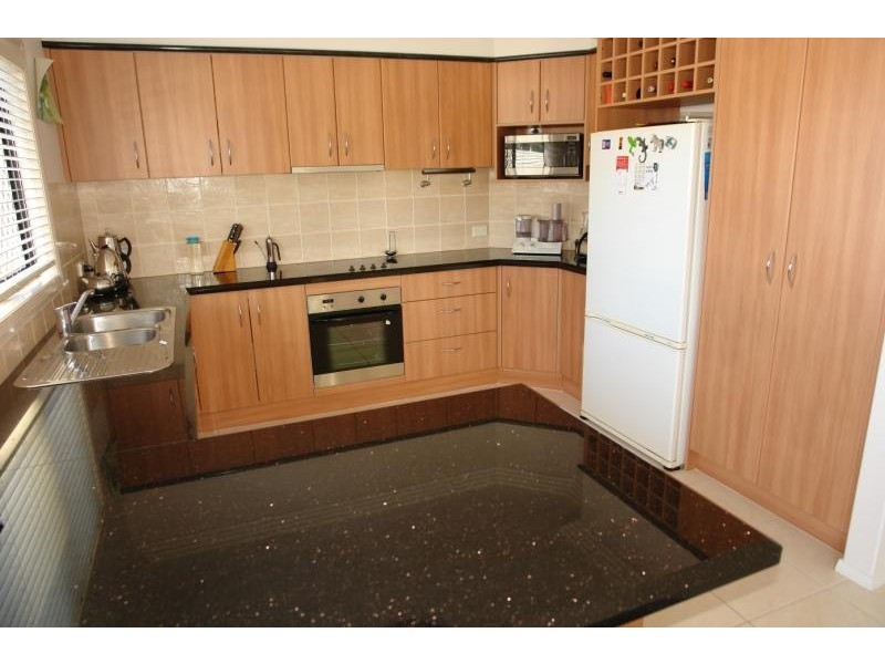 Paradise Point QLD 4216