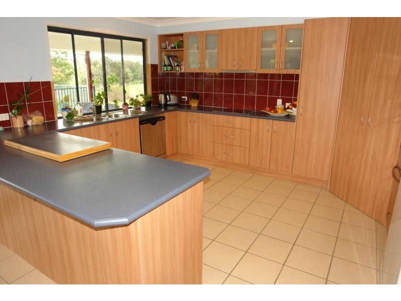 Wongawallan QLD 4210
