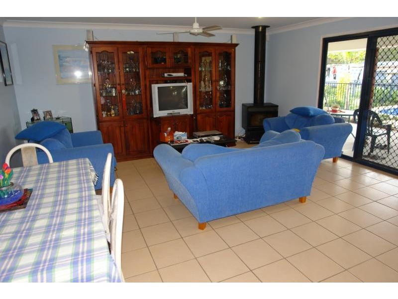 Wongawallan QLD 4210