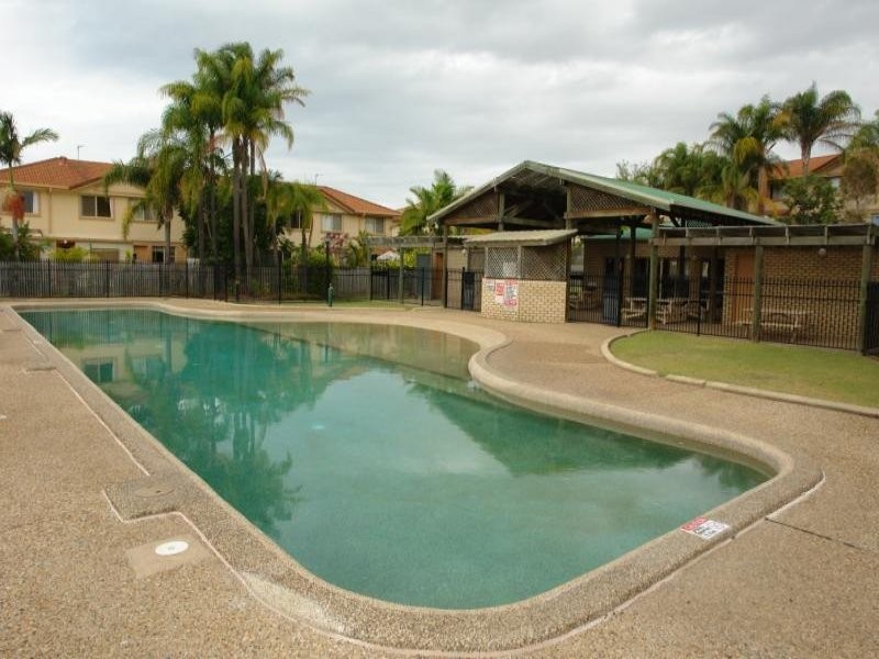Labrador QLD 4215