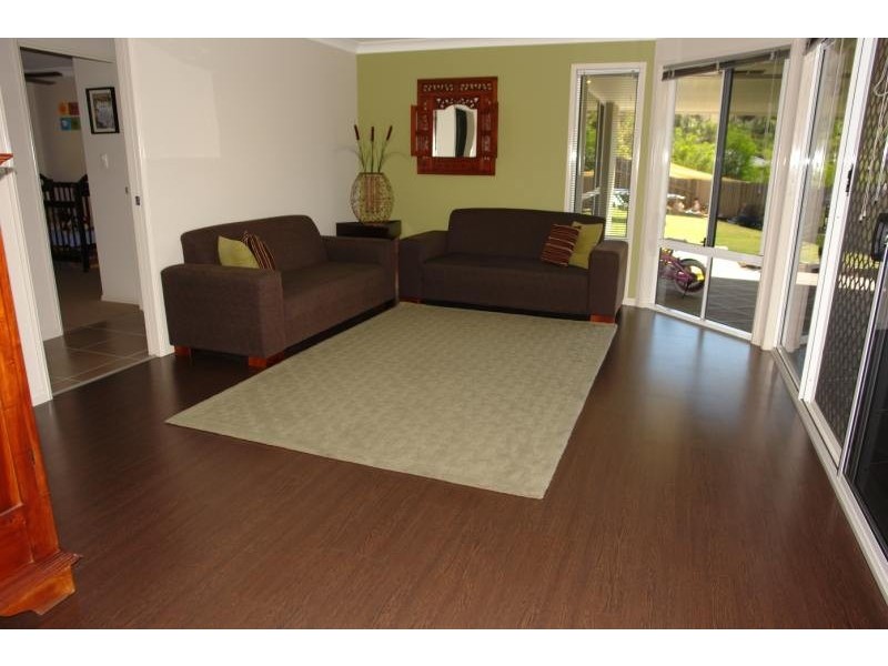 Pacific Pines QLD 4211