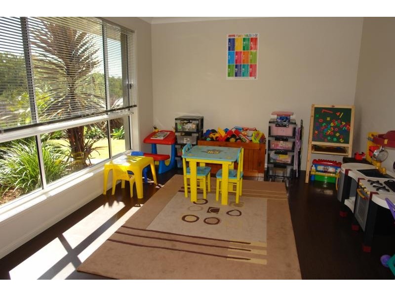 Pacific Pines QLD 4211