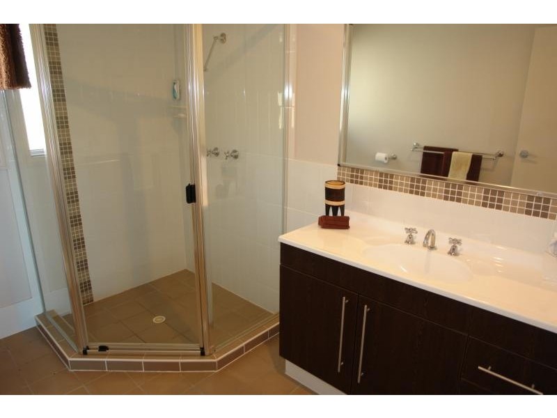 Pacific Pines QLD 4211