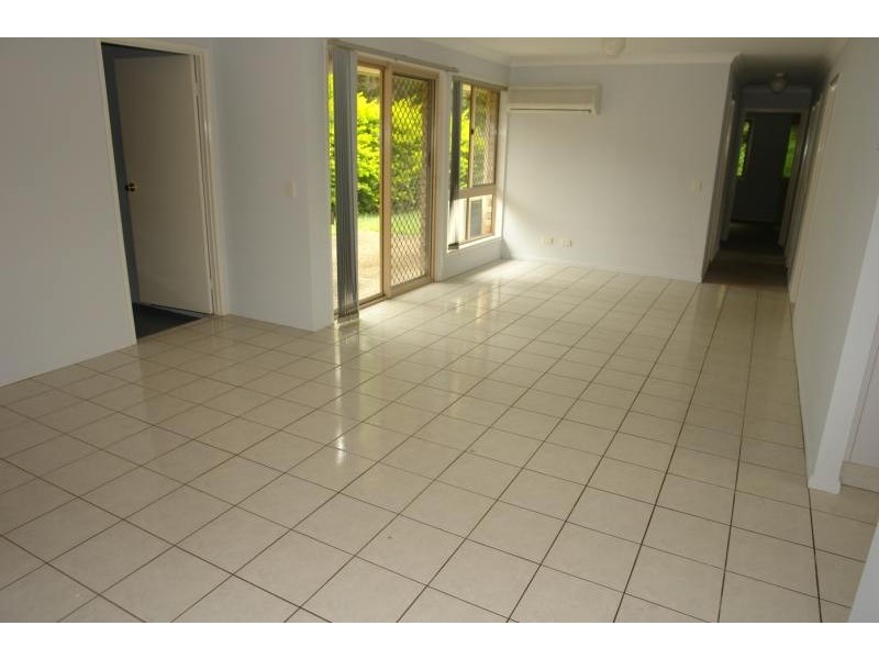 Pacific Pines QLD 4211