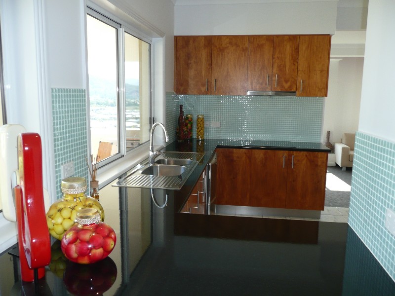 Pacific Pines QLD 4211