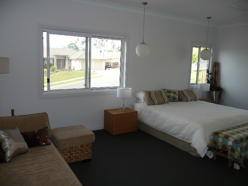Pacific Pines QLD 4211