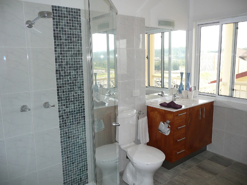 Pacific Pines QLD 4211