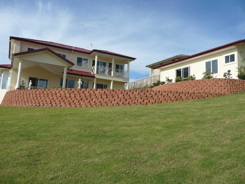 Pacific Pines QLD 4211