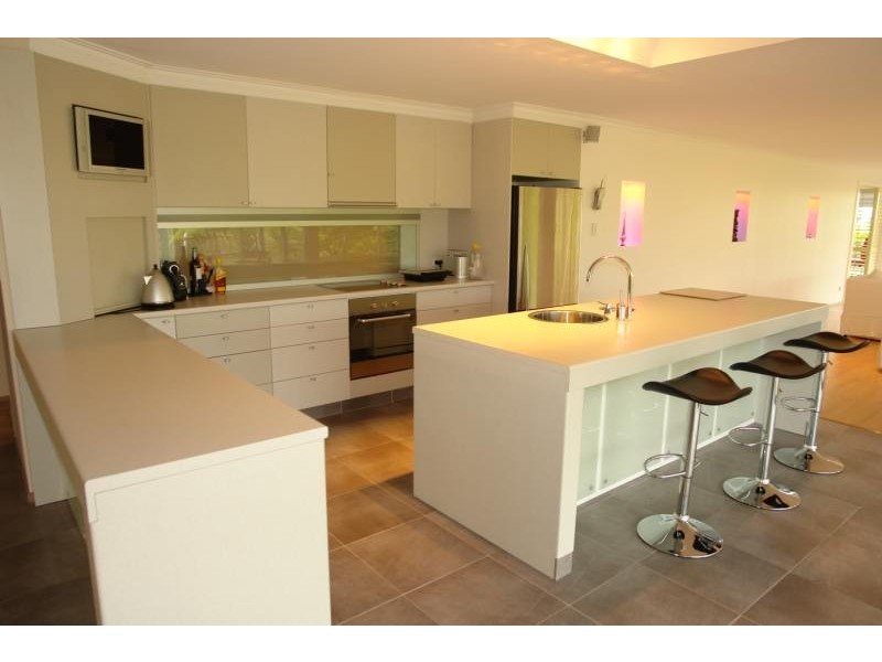 Pacific Pines QLD 4211