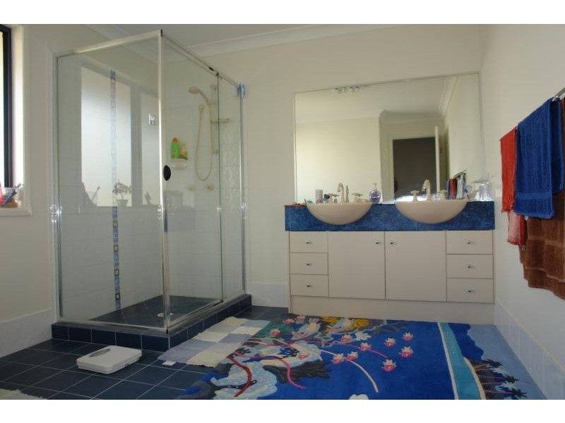 Pacific Pines QLD 4211