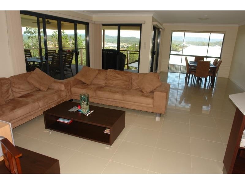 Pacific Pines QLD 4211