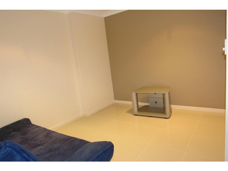 Pacific Pines QLD 4211