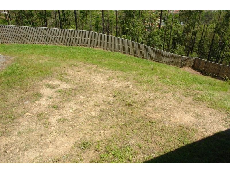 Pacific Pines QLD 4211