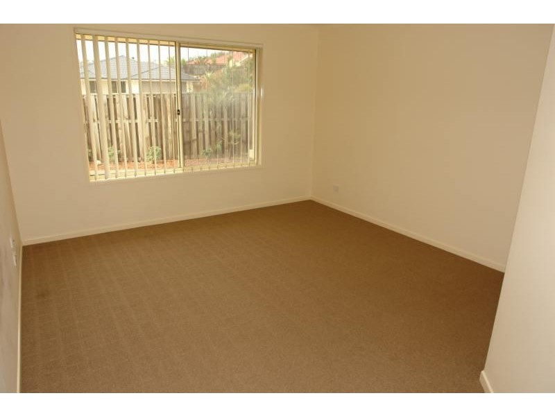 Pacific Pines QLD 4211