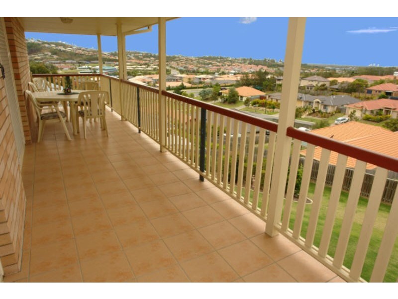 Pacific Pines QLD 4211