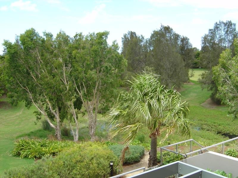 Hope Island QLD 4212