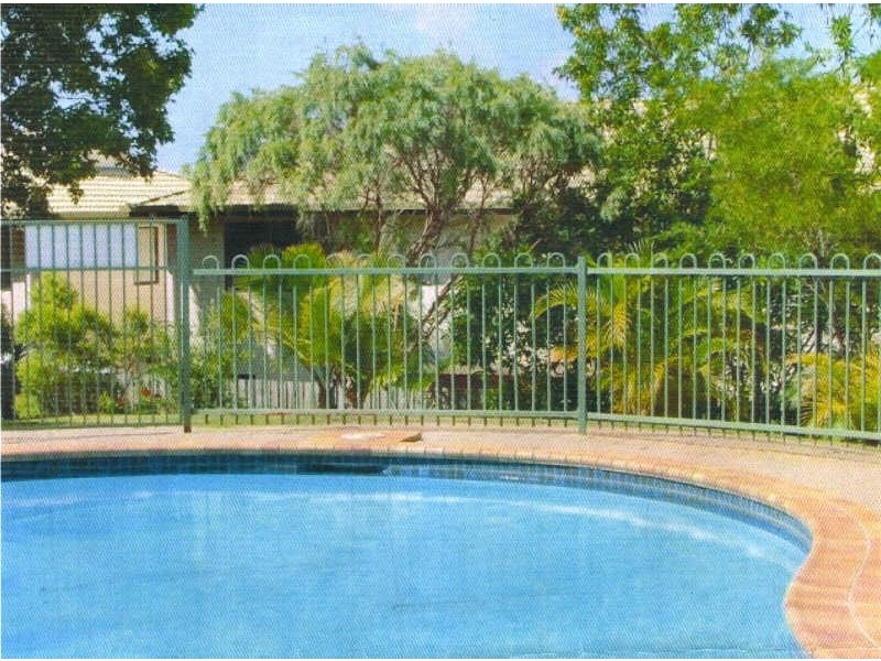 Labrador QLD 4215
