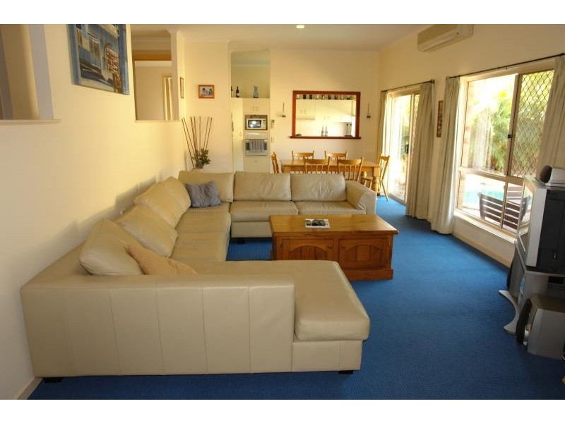 Pacific Pines QLD 4211